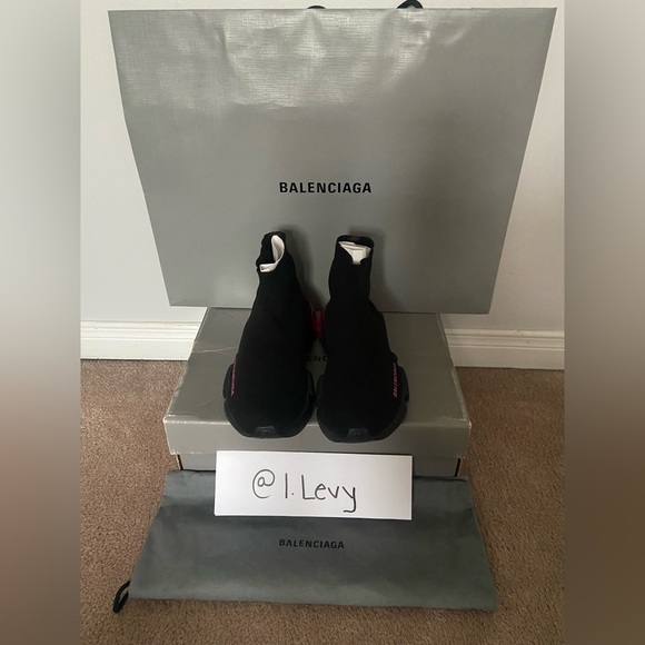 Balenciaga Speed Runner - Women’s size 35 (5USD) - Picture 2 of 6